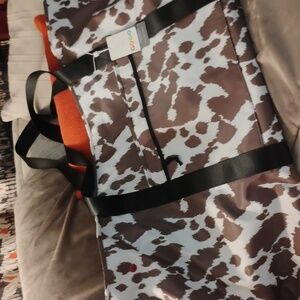 GoGo Day Tripper Bag NWT